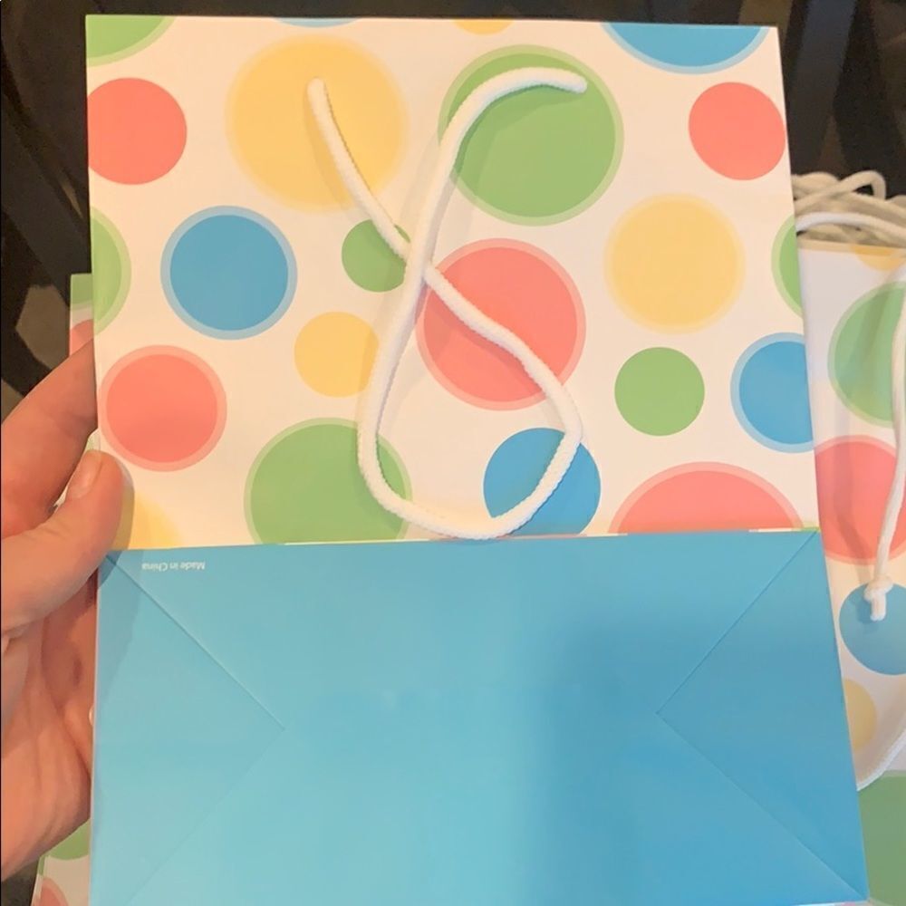 Gift bag bundle 23 - Picture 2 of 4